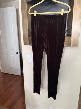 IMAN Velvet Leggings in Deep Wine